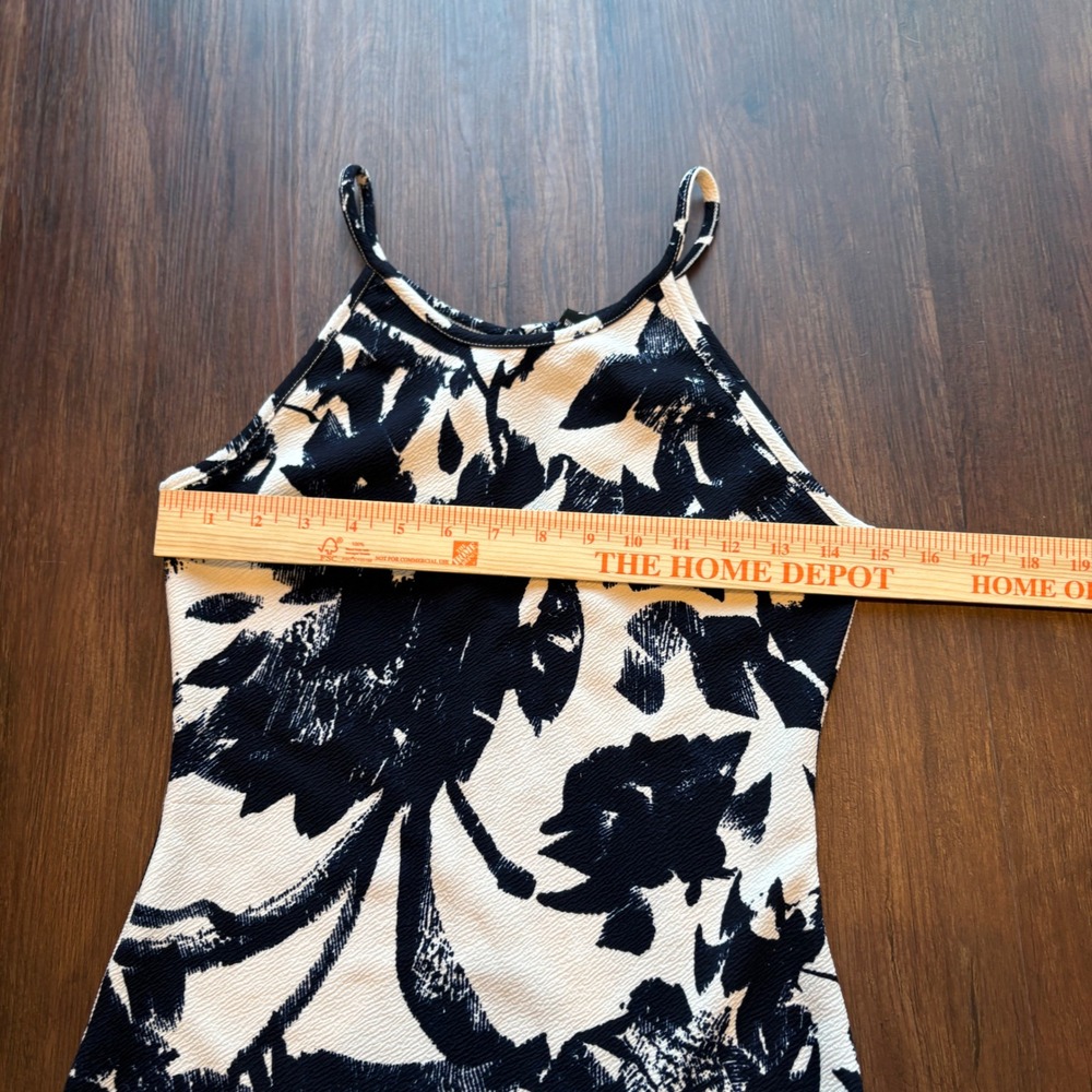 Black White Floral Bodycon Mini Dress Asymmetrical Hem Halter Size Med - Picture 7 of 9